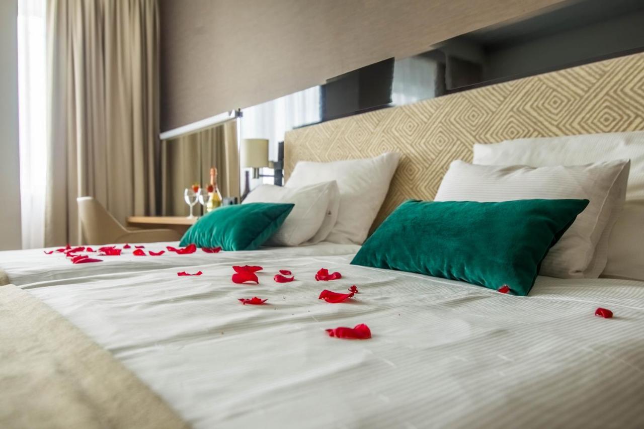Hotel Bazantowo Sport คาโตวีตเซ ภายนอก รูปภาพ